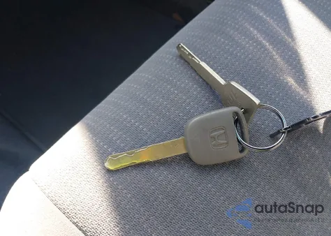 2003 Honda Accord 2.4 Lx from USA, damaged, VIN 1HGCM56383A129359